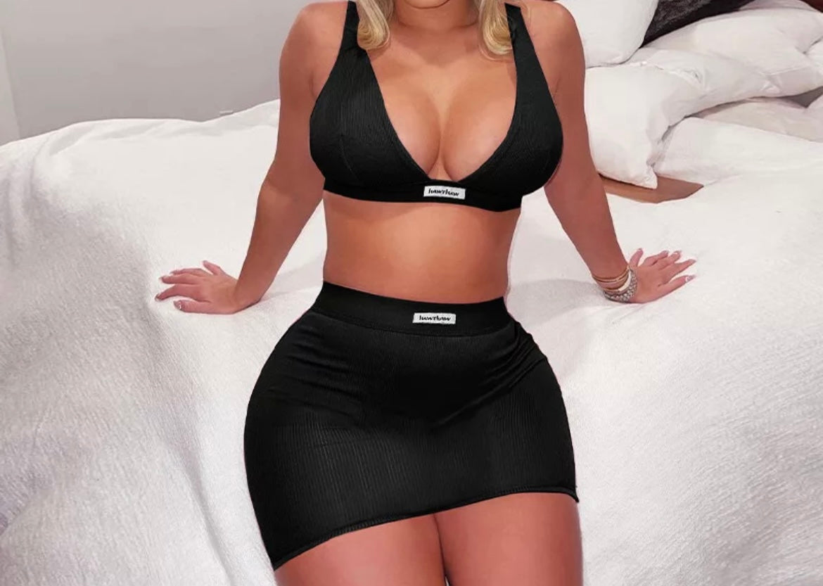 Girls Outside Skirt Set