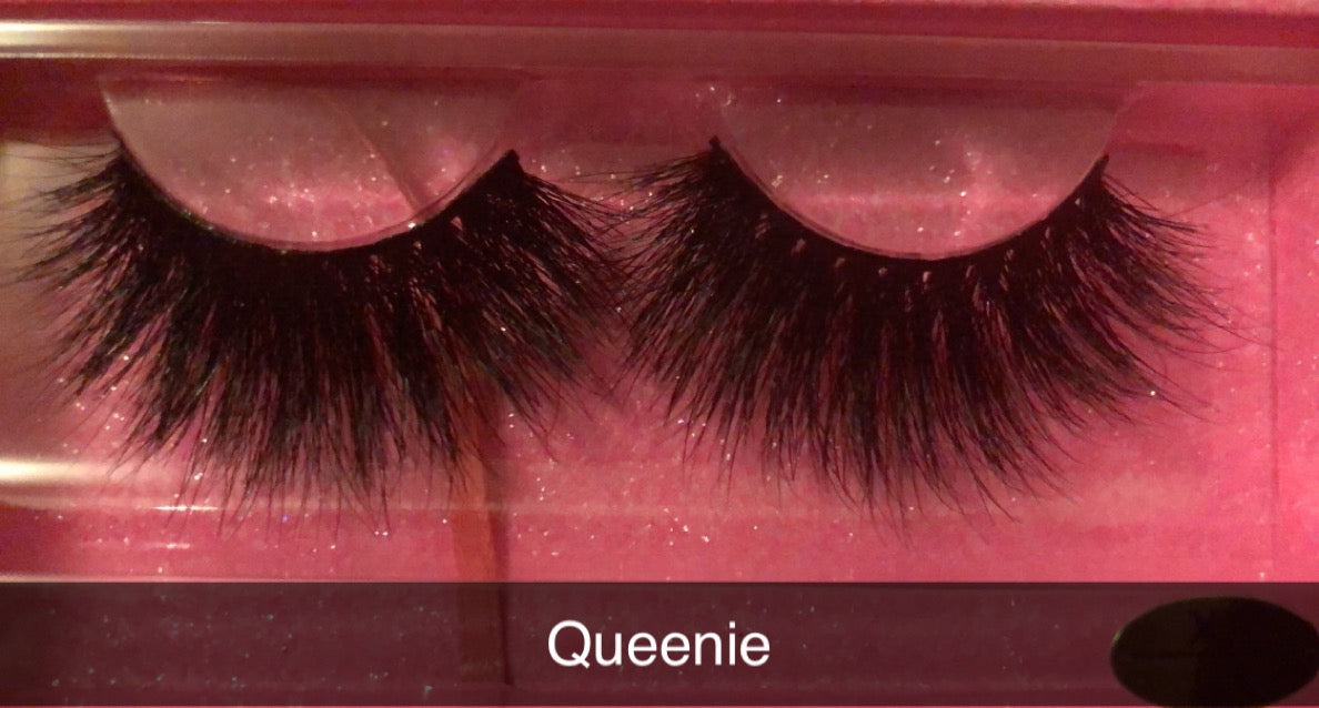 Bossy Lashes - Queenie