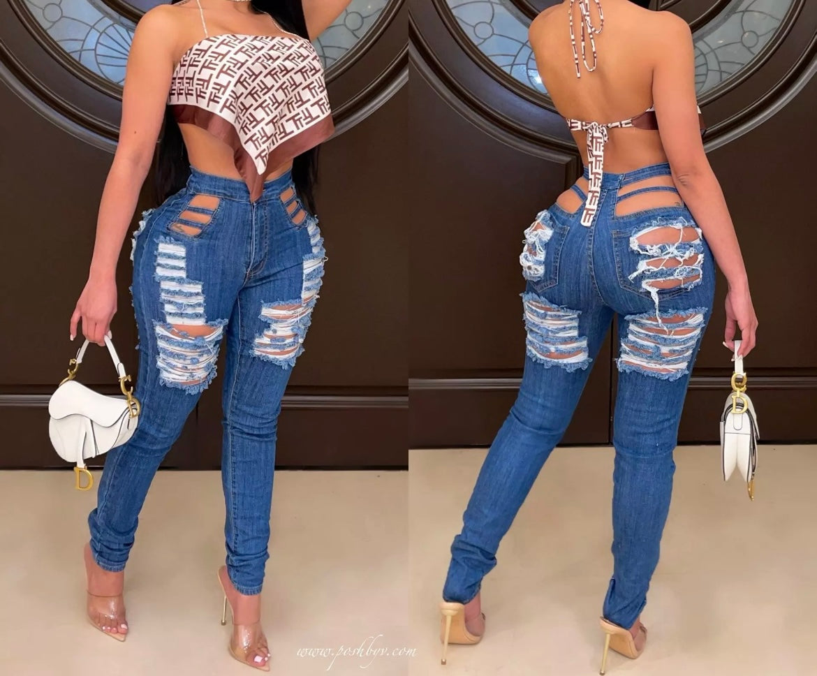 Cut Out Jeans