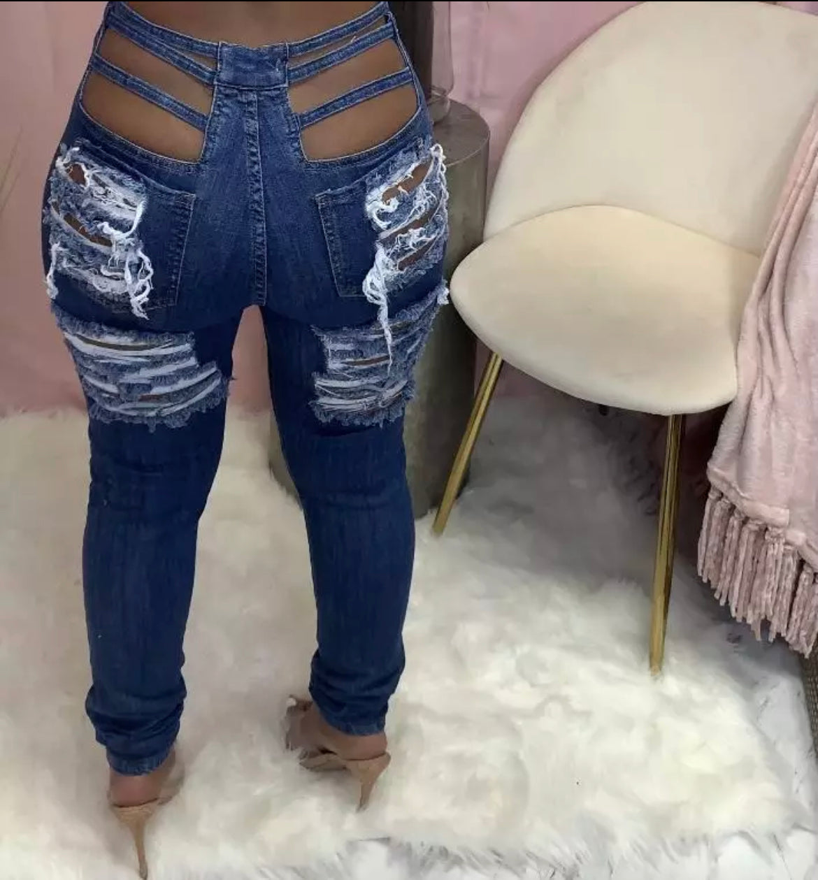 Cut Out Jeans