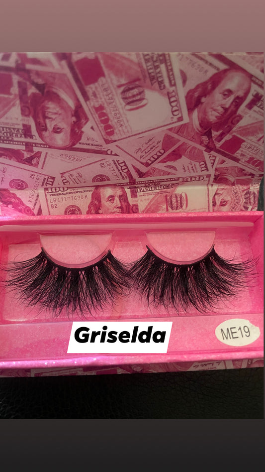 Bossy Lashes - Griselda